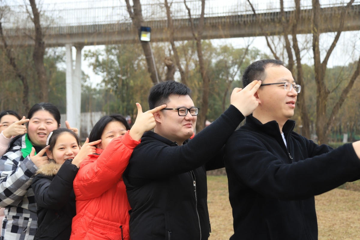 游戏.jpg